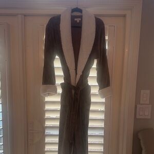 Charter Club Brown and White Robe